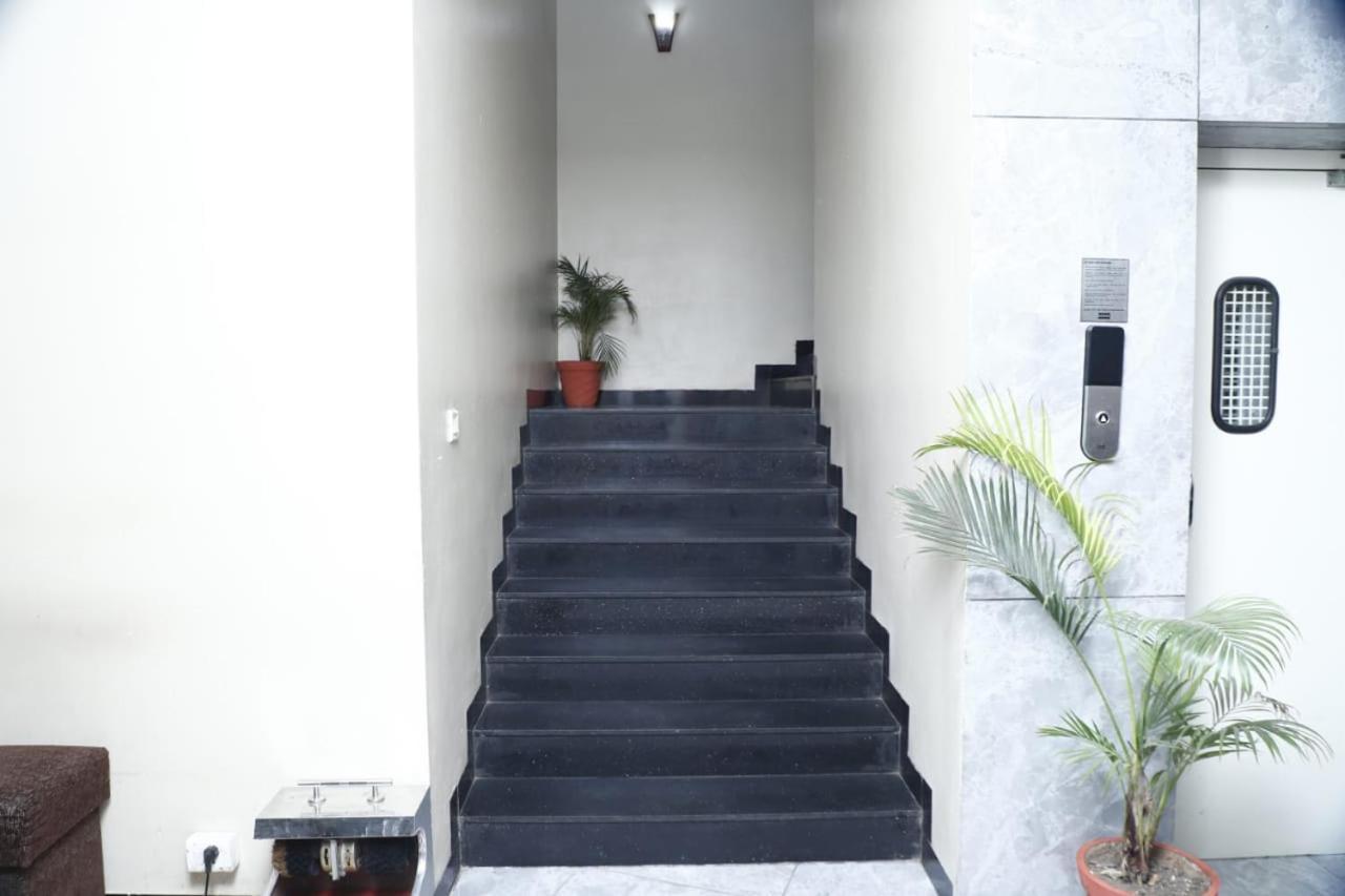 Hotel Ashoka Palace Ujjain Exterior photo